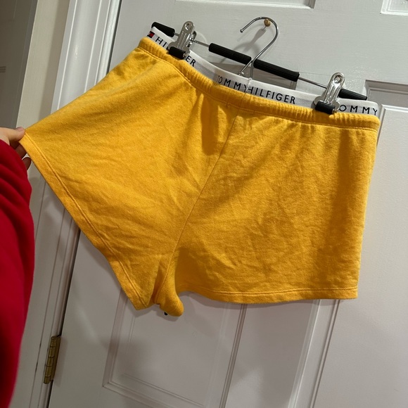 UO Tommy Hilfiger shorts - Picture 3 of 7